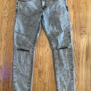 Stylish Gray Acid Wash Jeans